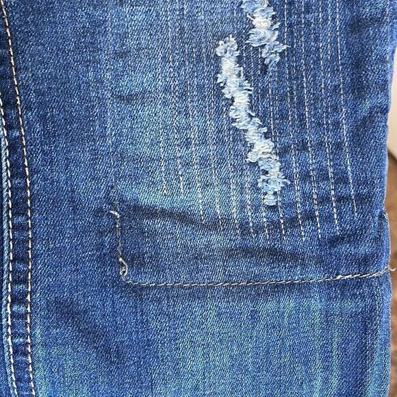 Lee Cooper Emma boyfriend Jean with stretch. Distressed look. - Picture 3 of 8